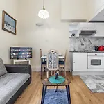 Flat In Central London